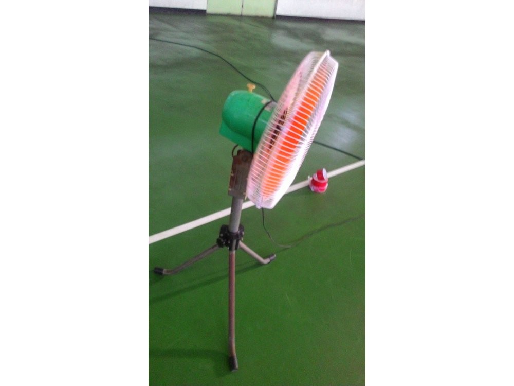 宏展國際-硬體出租-冷氣 電扇